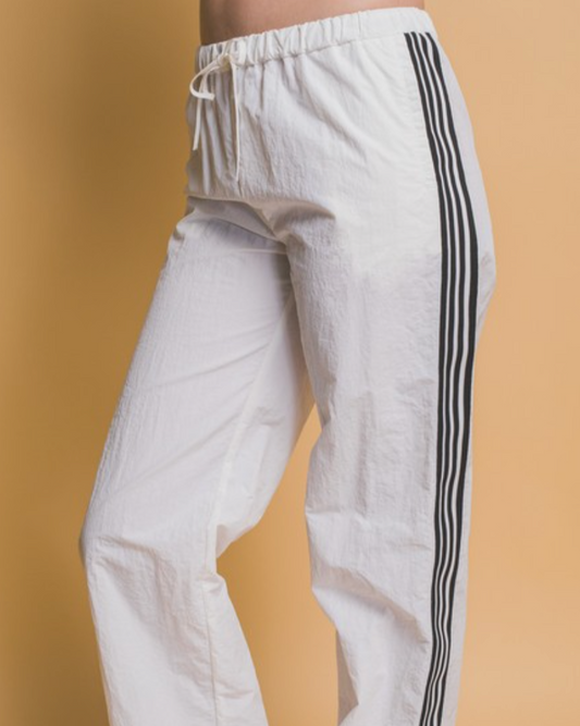 aura side stripe parachute pants -white